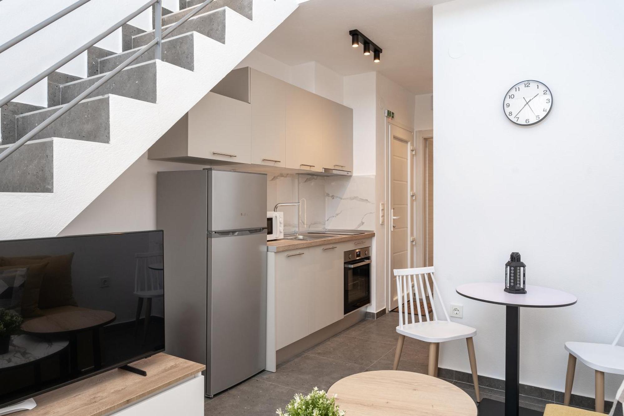 Danai & Palm Residential Complexes Leilighet Ofrínion Eksteriør bilde