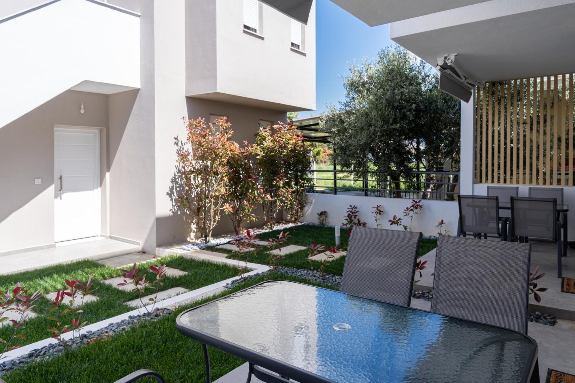 Danai & Palm Residential Complexes Leilighet Ofrínion Eksteriør bilde